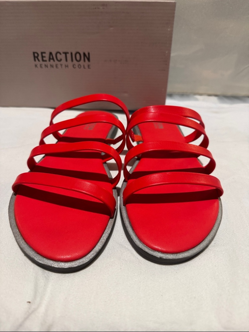 NIB Reaction Kenneth Cole red sandals.